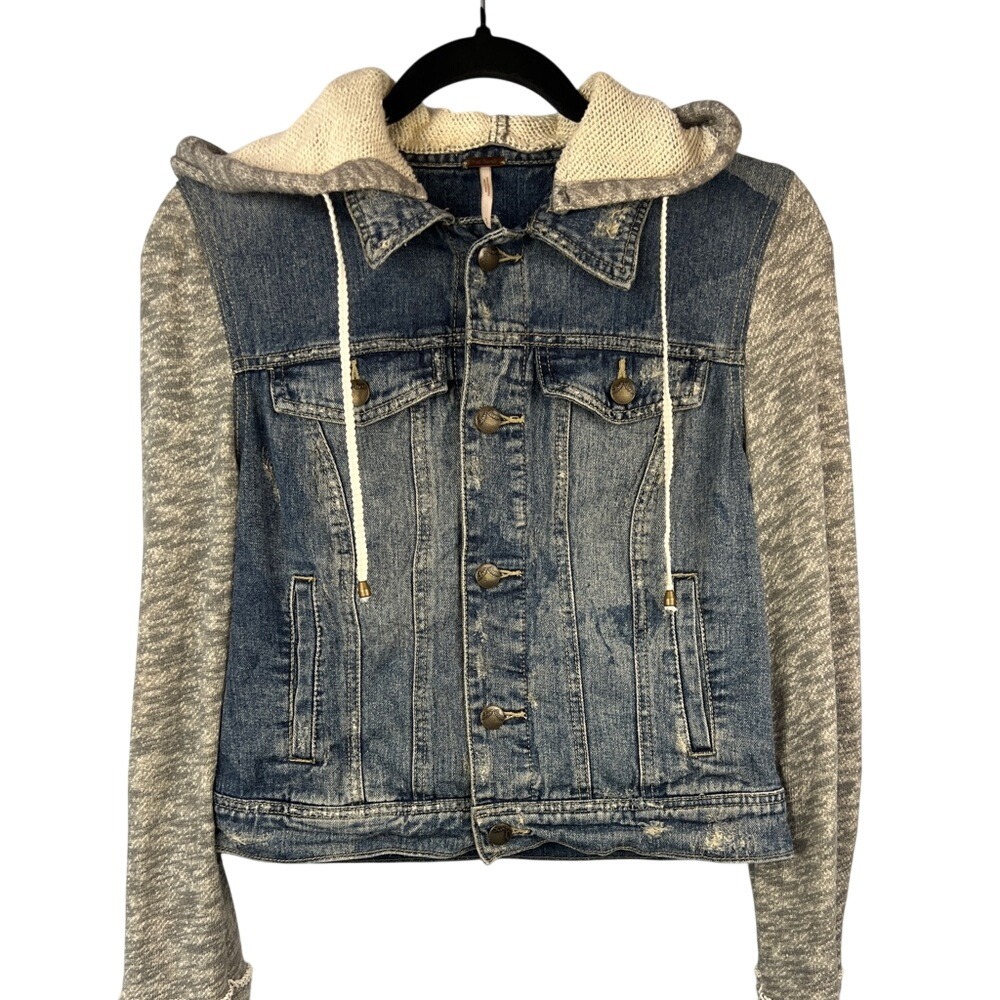 Free People Throwback Distressed Denim Jacket Hoodie Size S Grunge Streetwear - Picture 5 of 11